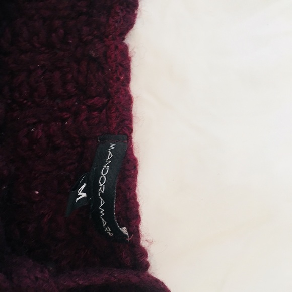 Italian Sweater by Stefanel - Picture 3 of 3